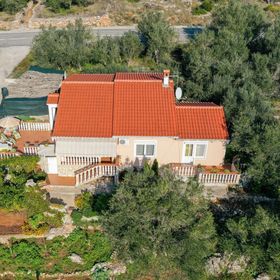 Apartments Tara Brbinj