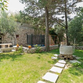 Apartments Ivo Pag II