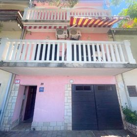 Apartments Ani Jadranovo