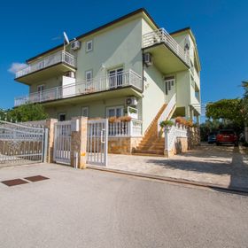 Apartments Antique Ivo Vodice