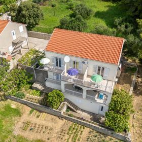 Apartments Mat Mlini