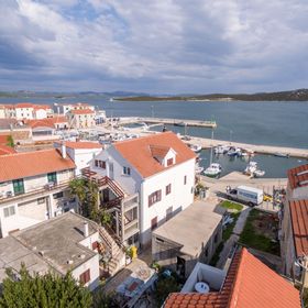 Apartment Mili Betina