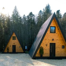 The Palo Cabins Predeal