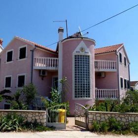 Apartments Dragan Jezera II