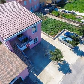 Apartments Zvone1 Veli Rat