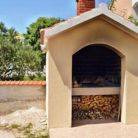 Apartment Ivica Tribunj