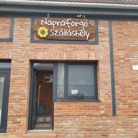 Napraforgó Apartman Miskolc