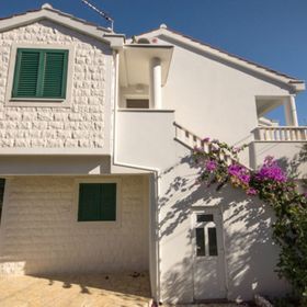 Apartments Suzana Zdrelac