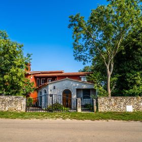 Apartments Mimi Krnica