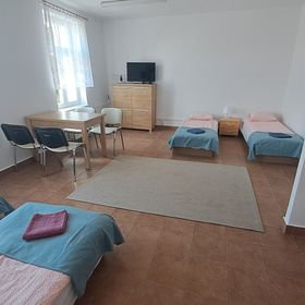 Hostel w Łojewie
