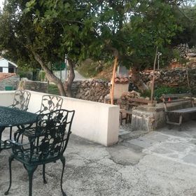 Apartments Rose Nerezine