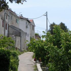 Apartments Rose Nerezine