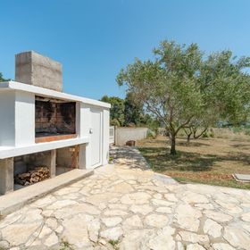 Apartments Snjeza Vir