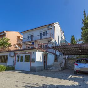 Apartment Silvana Dramalj