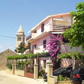 Apartments Nebo Pakostane