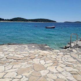 House Spark Zecevo II