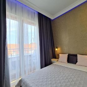 visit baltic – Platan Tower Victoria PT53