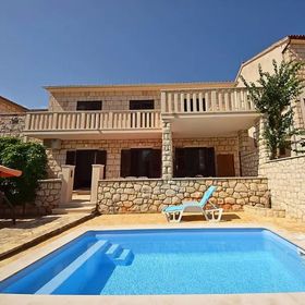 Apartment Mari Supetar