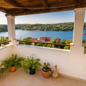 Apartment Mirja Necujam