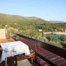 Apartment Iva Molunat