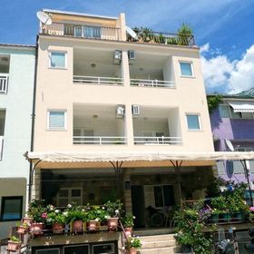 Apartments Ivica Makarska