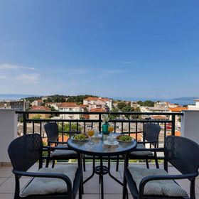 Apartment Josip Makarska