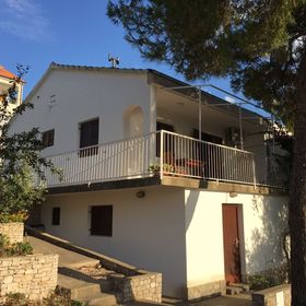 House Vanesa Stomorska