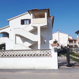 Apartments Med Medulin