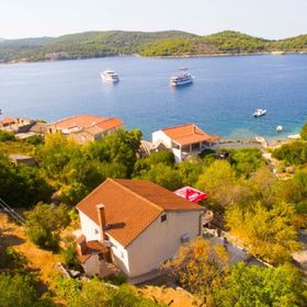 Apartment Mirjana Vis