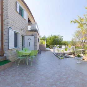 Apartment Mirjana Vis