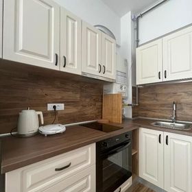 Black Sea Booking - Eva & Tudor Năvodari