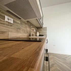 Black Sea Booking - Eva & Tudor Năvodari