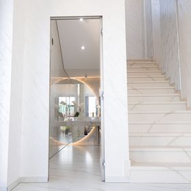 Hotel Galactic&Ludmila Brașov