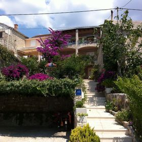 Apartments Matea Bol