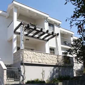 Apartments Mari Petrcane