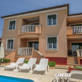 Apartments Eddie Zadar