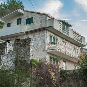 Apartment Hajdi Pucisca