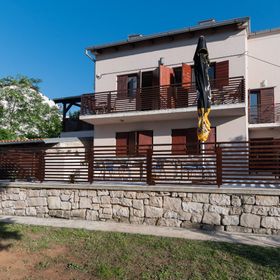 Apartments Tiho Preko