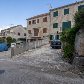 Apartment Ivano Splitska