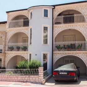 Apartments Ruza Makarska