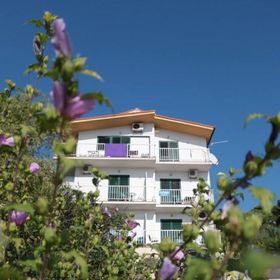 Apartments Gloria Gradac