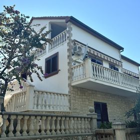 Apartments and Room Villa Makaj Basina