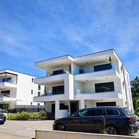 Apartment Isabela Njivice