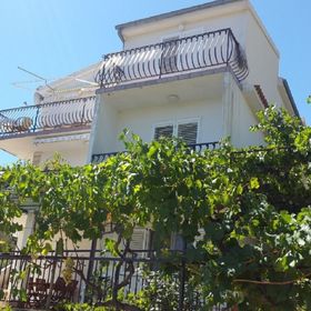 Apartments Nina Seget Vranjica