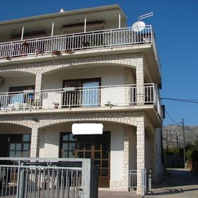 Apartments Tone Trogir