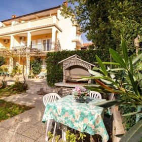 Apartments BePa Lopar