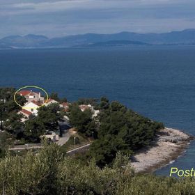 Apartments Annie Postira