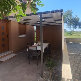 Apartments Oasis Nin