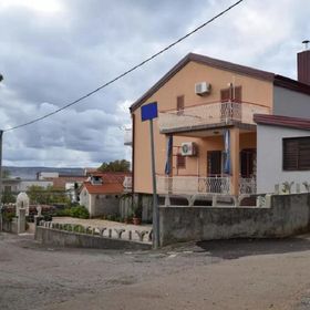 Apartments and Rooms Mirja Starigrad Paklenica