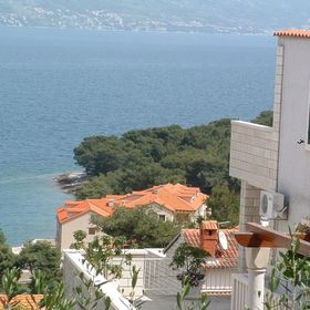 Apartments Nela Postira